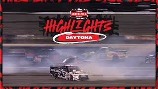 A big wreck sweeps big names early in Daytona truck race | NASCAR