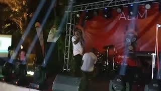 WUNO EDDY KENZO MU SEMYEKOZO LIVE ATUKUBA EMIZIKI