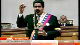 Nicolás Maduro asumió como presidente encargado y juró lealtad a Chavez