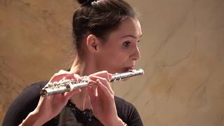 Justyna Adamczyk plays Carl Philipp Emanuel Bach - Flute Concerto in D minor Wq. 22