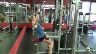 Tamara Attempts a 130-lb Lat/Lats Pulldown (HD)