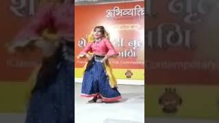 नन्ही सी बच्ची का डांस देखकर तालियों की आवाज pihu Sharma dancer Jhunujhunu