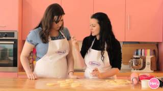 Louise Lennox And Siúcra Show Her.ie How To Make Cronuts