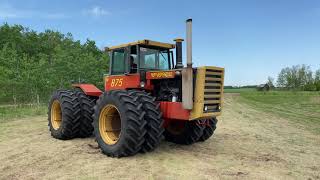 1981 Versatile 875 4WD Tractor