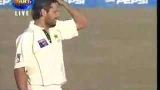 First Time Shahid Afridi Fast Bowling in Test Cricket |Pakistan vs India