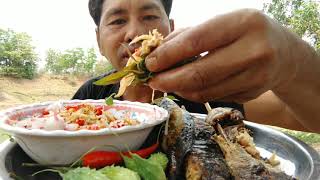 So Yummy Delicious mango pickled floating fish-ត្រីអណ្តែងអាំងជ្រក់ស្វាយឆ្ងាញ់