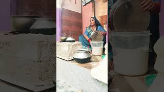 #bhojpuri #song #video चुल्ही में झोंक दी ........