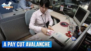 Many Chinese banks drastically cut salaries for managers from over 10,000 yuan a month to 1,000 yuan