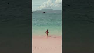 Pink Beach, Pesona Labuan Bajo yang Bikin Betah