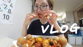 먹방 브이로그 VLOG ) 마라칸치킨 김치치즈탕수육 대왕치즈스틱 롤케익 짜파구리 오뜨쿠키 빵순이들보세요 TMI주의