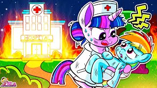 Oh No! Hospital is Burning! MY LITTLE PONY Twilight Sparkle Protects Baby Rainbow Dash From Fire