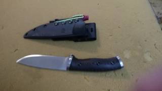 Buck Selkirk fixed blade bushcraft knife