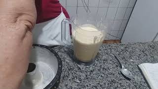 BOLO DE  FUBÁ,  FÁCIL  E  MUITO  SABOROSO E  FOFINHO.