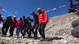 Shisha Pangma，Tibetan dance with climbing partners