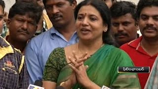 Actress Jeevitha Cast Her Vote in Maa Elections