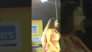 Aishwarya Pandit viral song live concert💖 Inna pyarAishwarya Pandit#ashwariyapandit#shorts#bollywood