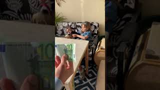 Cómo GANAR 100€ en 10 segundos / truco de Mika Sofi #shorts