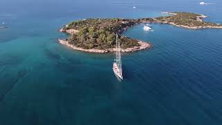 Flying over Hinitsa Bay