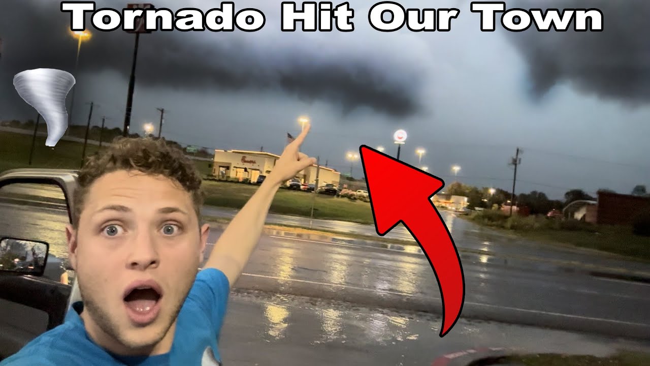 Tornado Chase Rare Tornado Outbreak Youtube