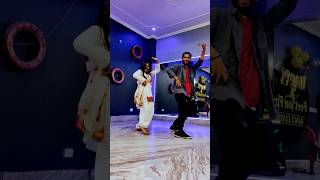 टिकुलिया ऐ राजा (Pawan Singh) Shivani Singh | tikuliya e raja trending dance #viral #shivani