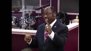 5 very important questions that every human being should ask themselves   Dr Myles Munroe1