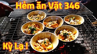 Phát hiện hẻm ăn vặt kỳ lạ có một không hai hút khách ở Sài Gòn | Saigon Travel
