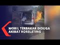 Mobil Berpenumpang 8 Orang Terbakar, Diduga Akibat Korsleting Listrik #shorts