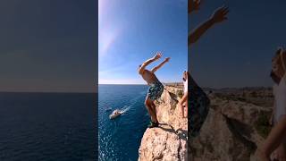 😱OMG: Crazy cliff jump!