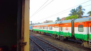 Tri colour Shatabdi vs Ganadevta express High speed parallel Race | Parallel Race from Howrah 😯😯😯