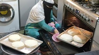#العيش الشمسي في فرن البوتاجاز بدون شمس ولامقارص ولا مطرحه ولا دقيق قمح ولا تخمير قطعي في صواني لرمض