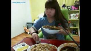 왕쥬 손안대고 짜장면 먹기(기상미션벌칙) mukbang