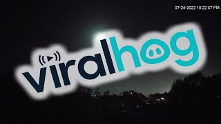 Massive Fireball Soars Over Texas || ViralHog