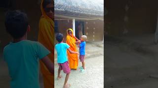 ସତ କହିଲେ ଗାଣ୍ଡୀ ଫାଟେ 🤣#shorts #youtubeshorts #comedy #viral /funnybapun