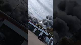 В Самаре на территории бывшего подшипникового завода крупный пожар