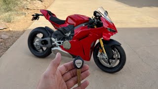 Picking up my 2025 Ducati Panigale V4S in California Part: 4