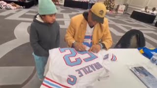 Jackson State/NFL Legend Vernon Perry hosts Christmas Toy Drive \u0026 NFL Jersey Giveaway for Community