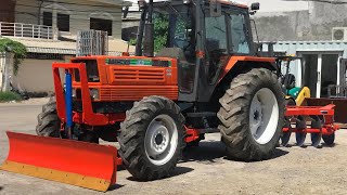 ត្រាក់ទ័រ KUBOTA M9570 មួយទឹកជប៉ុន ដែលមានម៉ាស៊ីន5