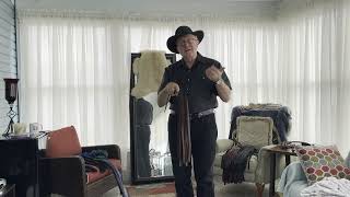 Different Ways to Hold a Flogger