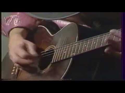 Stevie Ray Vaughan ,rare accoustic guitar solo, Houba houba. 1983avi Stevie Ray Vaughan ,rare accoustic guitar solo, Houba houba. 1983avi