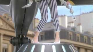 Kyary Pamyu Pamyu ♩Invaders Invaders ☆ GU CM「The Stylish Invader」