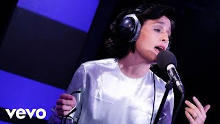 Jessie Ware - Young Dumb & Broke (Khalid cover) in the Live Lounge