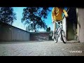 Oldschool tricks one hand wheely,360'spin😉bmx...😆