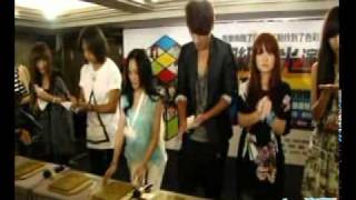 20100809-星光演唱會記者會-蓋手印.avi