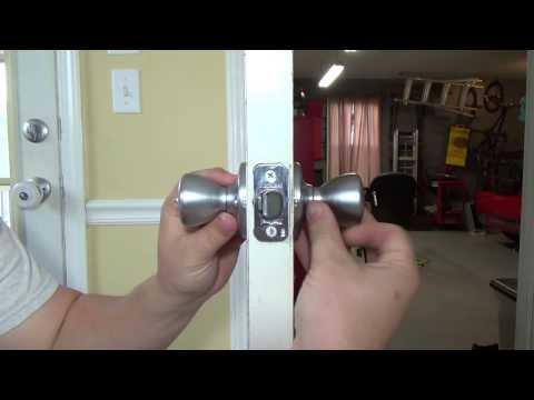 TUTORIAL - How To Change A Door Knob Home Repair TUTORIAL - How To Change A Door Knob Home Repair