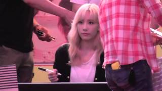 150827 SNSD fan sign Daejeon 07/13