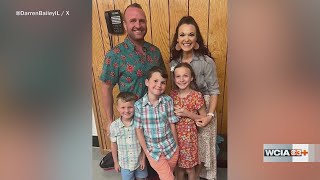 Community rallies around gubernatorial candidate's family