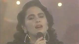 Nydia Caro - Corazón partido en dos - Noche de Gala 30 aniversario