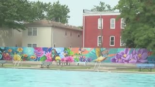 Massive aquatic mural unveiled at recreation center in Newark