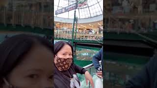 View sa loob ng West Edmonton Mall, Alberta Canada...