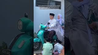 MasyaAllah adab para santri pada gurunya, bikin mata berkaca\